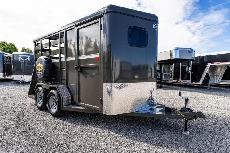 2026 Valley Trailers 2810 Horse Trailer