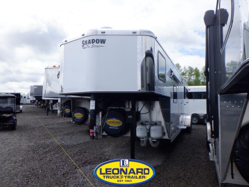 2022 Shadow Trailers 69256E-2STR-GN-MID-9'LQ Horse Trailer 2022 Shadow Trailers 69256E-2STR-GN-MID-9'LQ Horse Trailer
