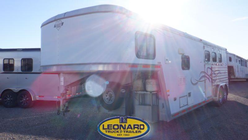 1998 Used 3 Horse Hart 8310 Gooseneck With Living Quarters 1998 Used 3 Horse Hart 8310 Gooseneck With Living Quarters