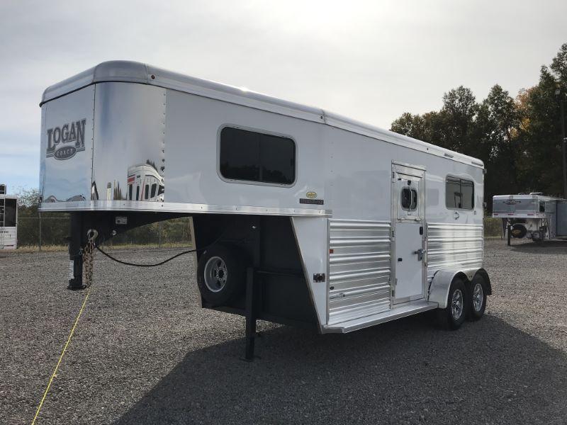 2021 2 HORSE LOGAN COACH GOOSENECK HORSE TRAILER 2021 2 HORSE LOGAN COACH GOOSENECK HORSE TRAILER