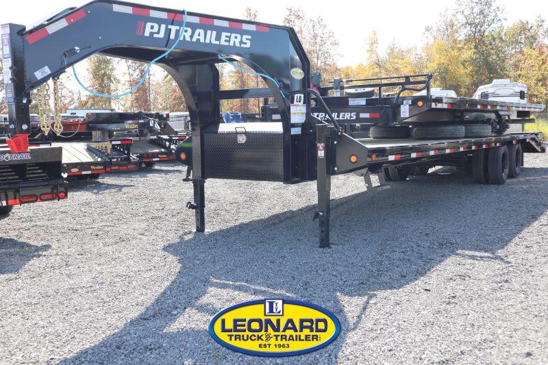 2023 PJ Trailers LD322 Equipment Trailer 2023 PJ Trailers LD322 Equipment Trailer