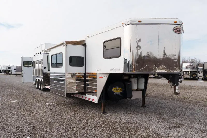 used Horse Trailers Sundowner Trailers  for sale, in North Jackson, OH Thumbnail 13