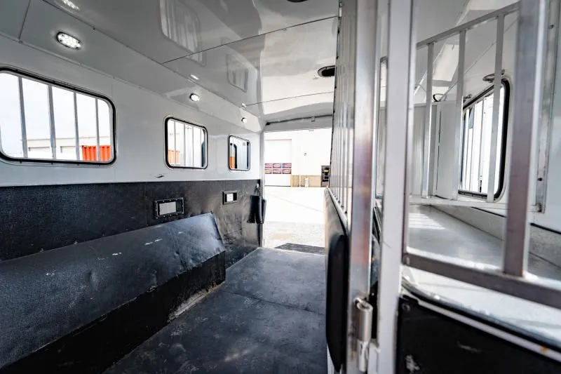 used Horse Trailers Bison Trailers  for sale, in North Jackson, OH Thumbnail 21