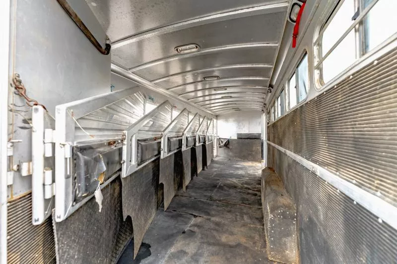 used Horse Trailers Elite Trailers  for sale, in North Jackson, OH Thumbnail 18