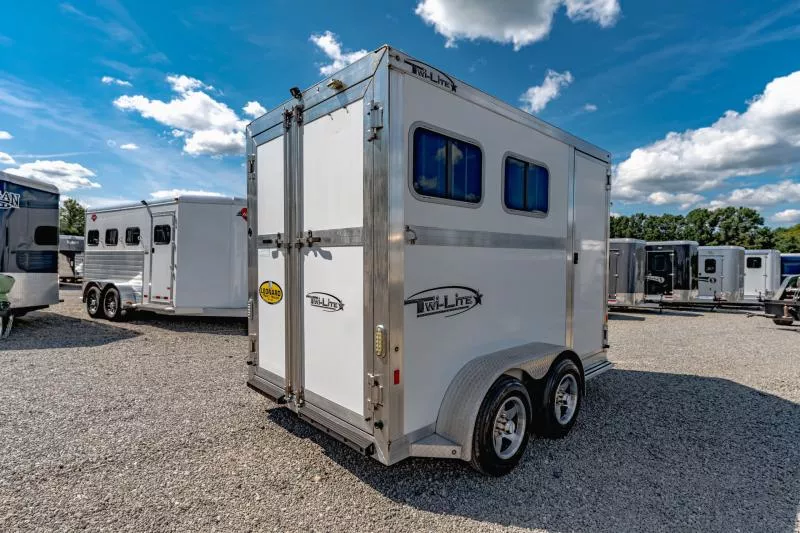 used Horse Trailers Twi-Lite Trailers  for sale, in North Jackson, OH Thumbnail 7