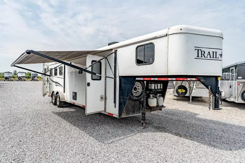 used Horse Trailers Bison Trailers  for sale, in North Jackson, OH Thumbnail 21