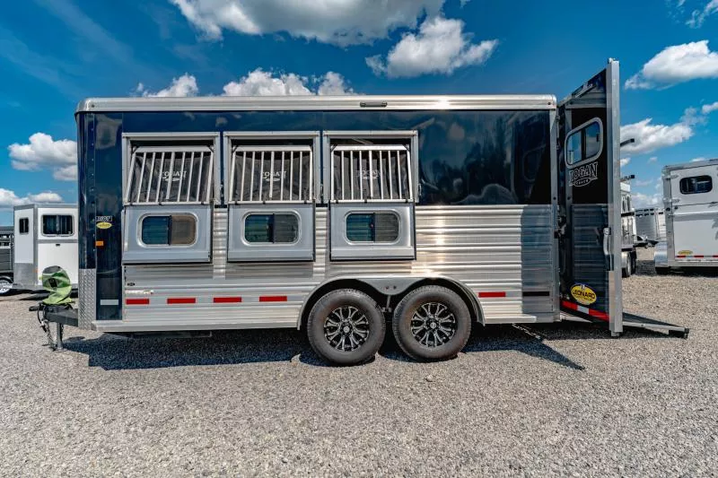 used Horse Trailers Logan Coach  for sale, in North Jackson, OH Thumbnail 16