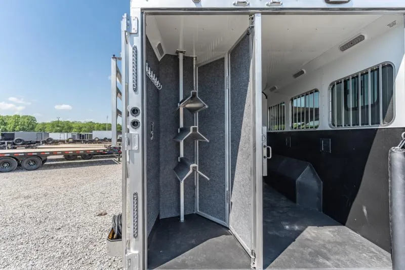 new Horse Trailers Merhow Trailers  for sale, in North Jackson, OH Thumbnail 20