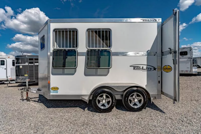 used Horse Trailers Twi-Lite Trailers  for sale, in North Jackson, OH Thumbnail 15