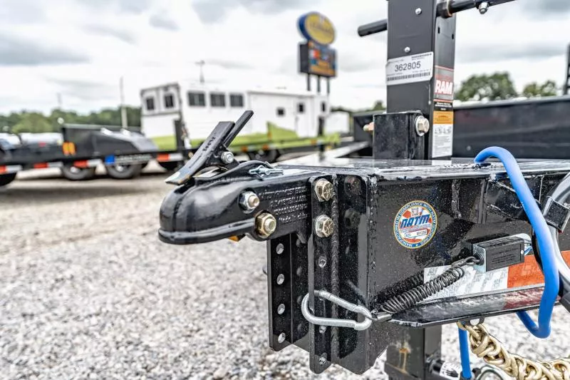 new Equipment / Flatbed Trailers Load Trail  for sale, in North Jackson, OH Thumbnail 4