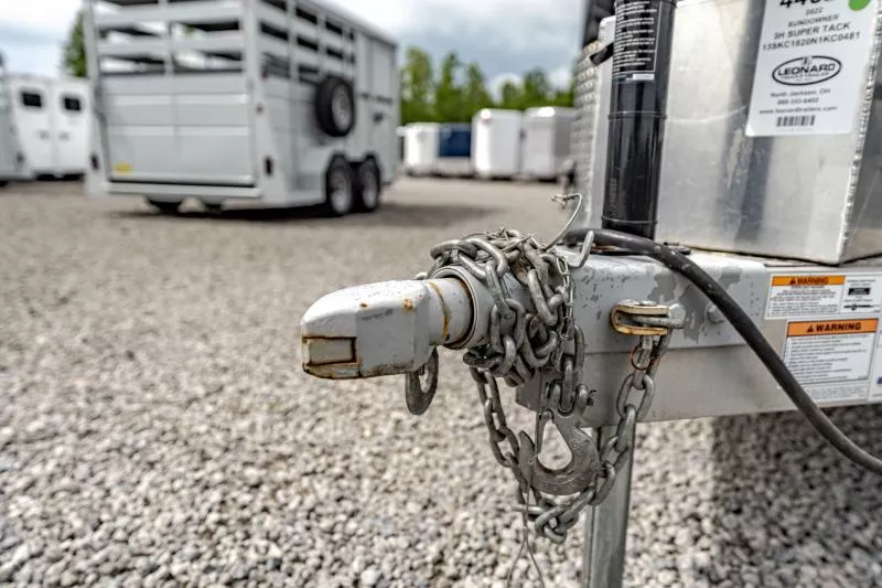used Horse Trailers Sundowner Trailers  for sale, in North Jackson, OH Thumbnail 4