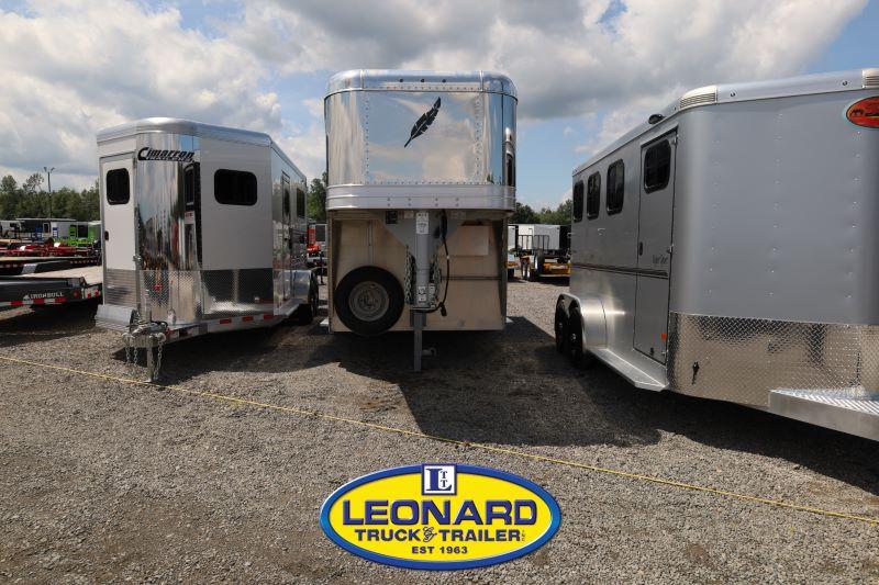 Used Featherlite Horse trailers for sale