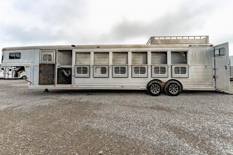 used Horse Trailers Elite Trailers  for sale, in North Jackson, OH Thumbnail 17