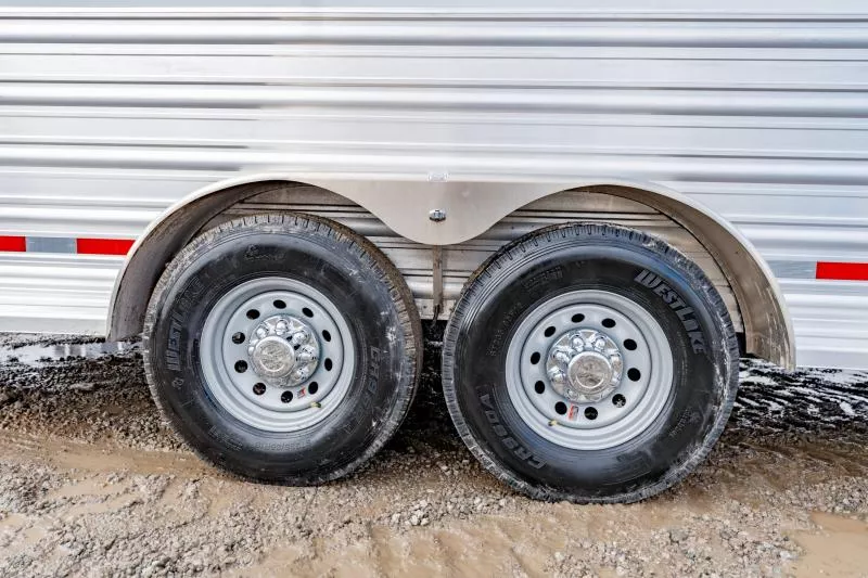 new Horse Trailers Logan Coach  for sale, in North Jackson, OH Thumbnail 6