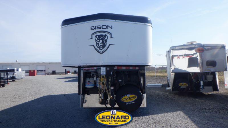 2022 NEW 4 HORSE SLANT LOAD BISON QUICK DRAW GOOSENECK WITH 8' LIVING QUARTERS HORSE TRAILER 2022 NEW 4 HORSE SLANT LOAD BISON QUICK DRAW GOOSENECK WITH 8' LIVING QUARTERS HORSE TRAILER
