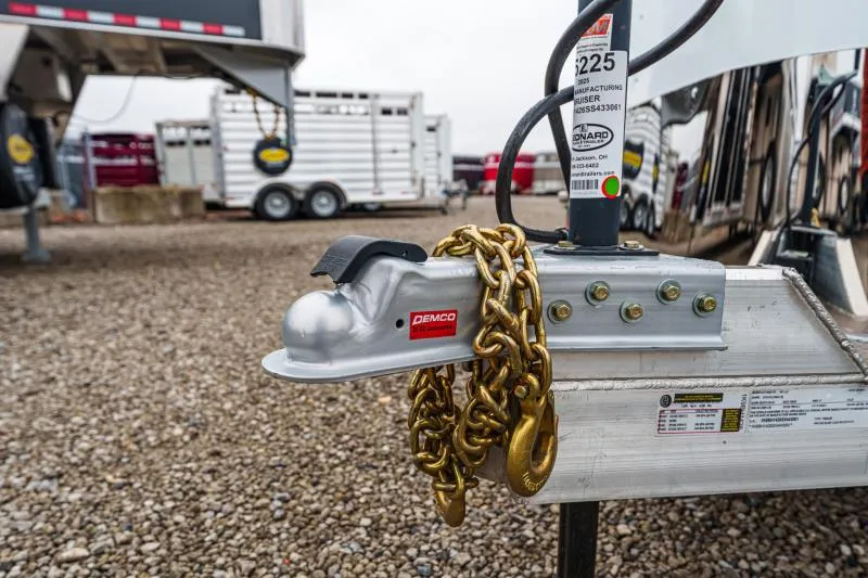 used Horse Trailers Kiefer Manufacturing  for sale, in North Jackson, OH Thumbnail 4