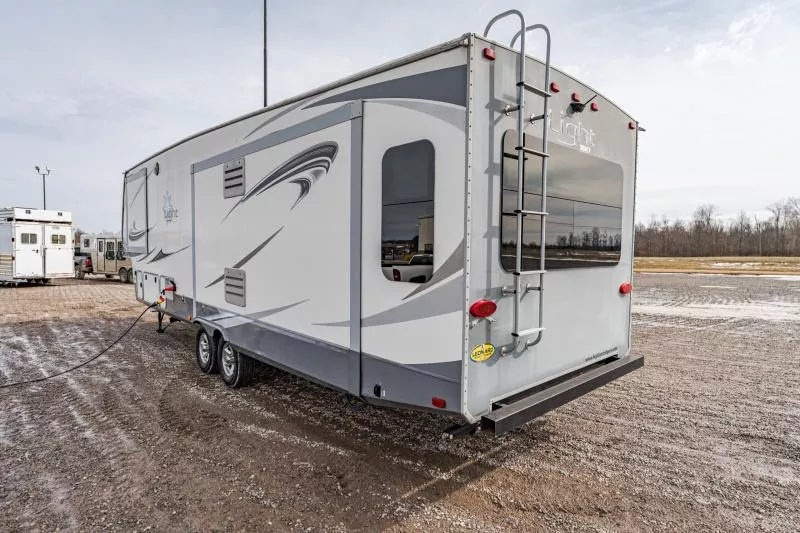 used Travel Trailers Highland Ridge RV  for sale, in North Jackson, OH Thumbnail 9