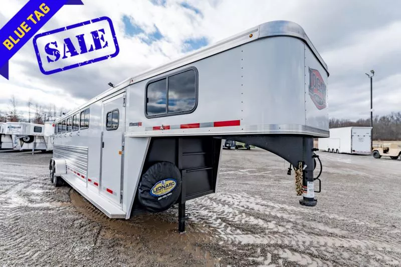2025 Logan Coach BULLSEYE 6H GN Horse Trailer
