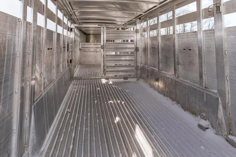 used Stock / Stock Combo Trailers Featherlite  for sale, in North Jackson, OH Thumbnail 12