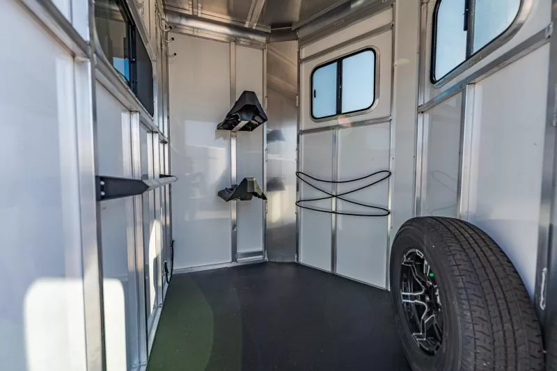 used Horse Trailers Sundowner Trailers  for sale, in North Jackson, OH Thumbnail 20