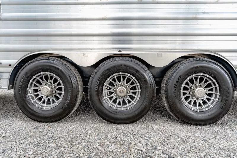 new Horse Trailers Merhow Trailers  for sale, in North Jackson, OH Thumbnail 7