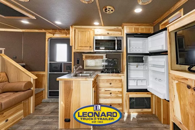 new Horse Trailers Merhow Trailers Other for sale, in North Jackson, OH Thumbnail 13