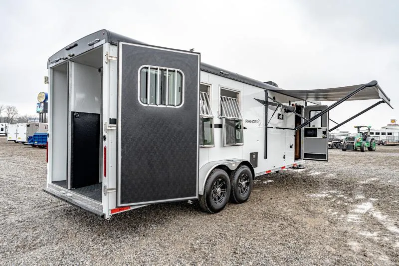 new Horse Trailers Bison Trailers  for sale, in North Jackson, OH Thumbnail 19