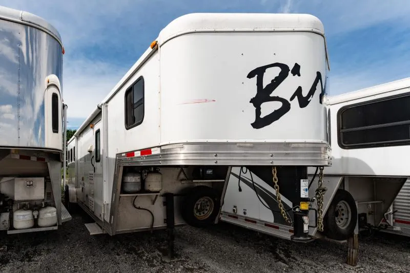 2014 Bison Trailers Stratus Horse Trailer