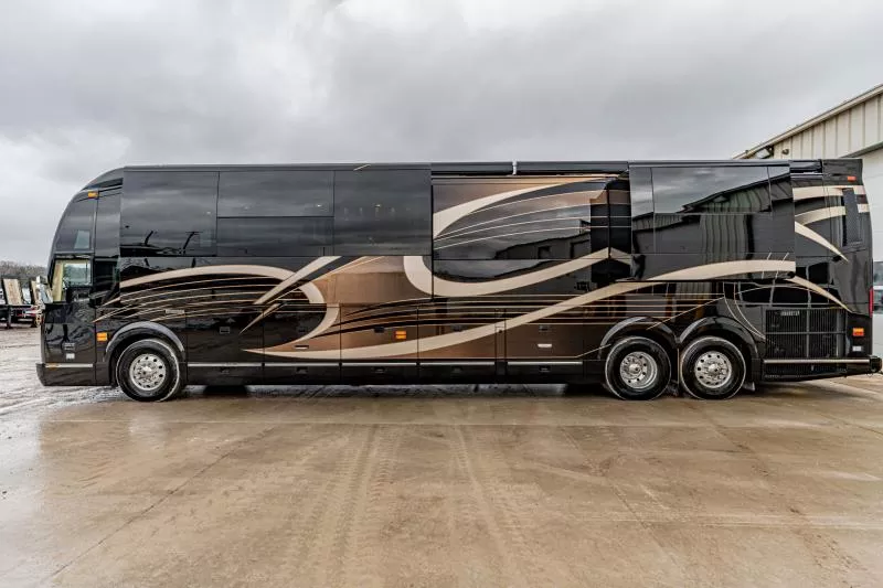 used Travel Trailers Emerald Luxury Coaches  for sale, in North Jackson, OH Thumbnail 25