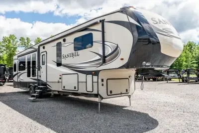 2018 Forest River SNF3591 Travel Trailer