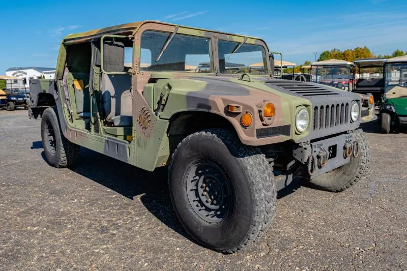 2008 AM General M1097A2 Truck