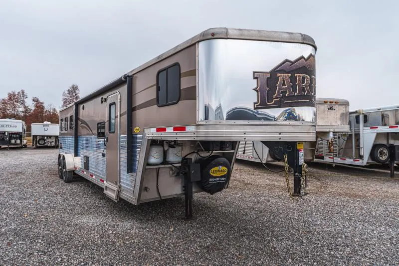 2015 Bison Trailers 7310 SLIDE Horse Trailer