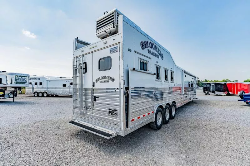 used Horse Trailers Bloomer  for sale, in North Jackson, OH Thumbnail 8