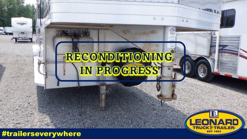 2004 4 HORSE DREAM COACH GOOSENECK WITH LIVING QUARTERS HORSE TRAILER 2004 4 HORSE DREAM COACH GOOSENECK WITH LIVING QUARTERS HORSE TRAILER