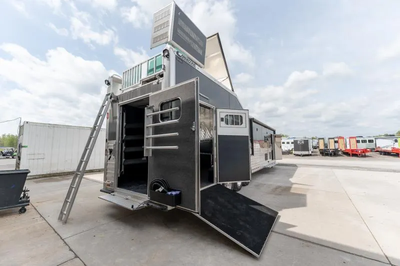 new Horse Trailers Cimarron Trailers  for sale, in North Jackson, OH Thumbnail 26