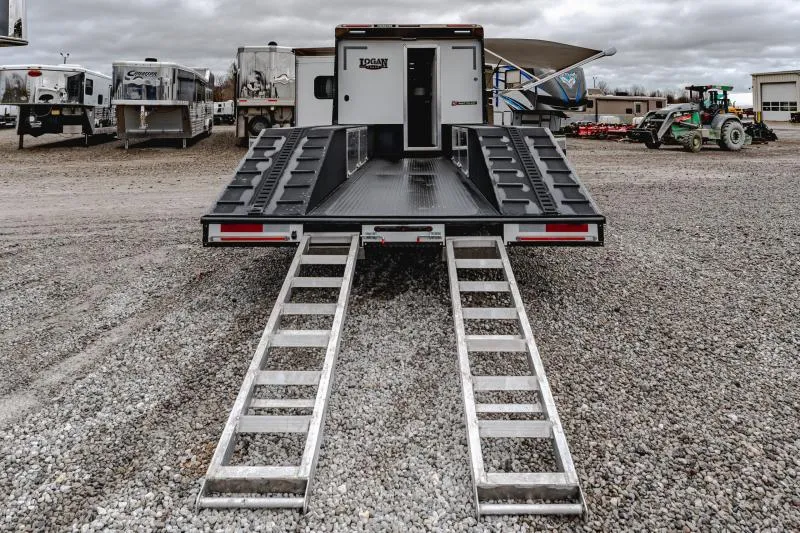 new Toy Haulers Logan Coach  for sale, in North Jackson, OH Thumbnail 13