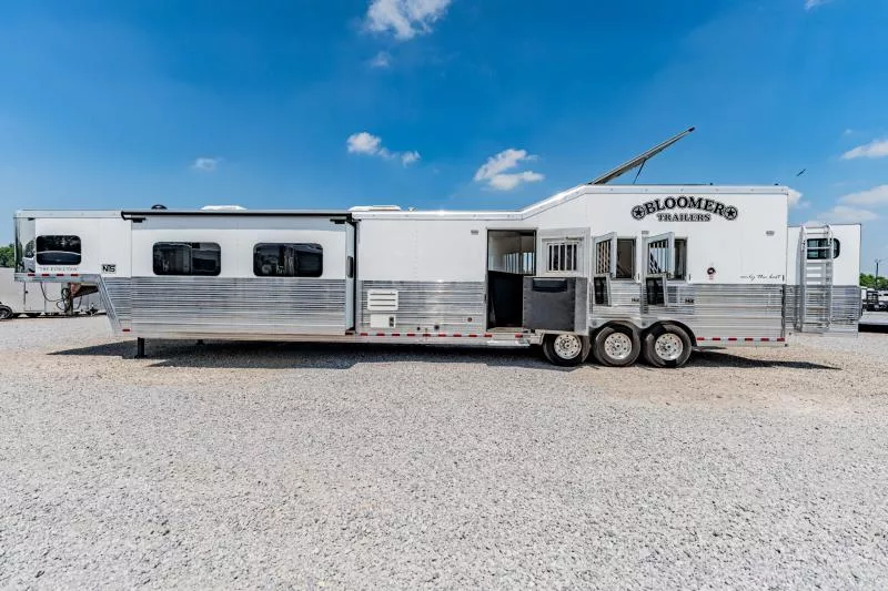 used Horse Trailers Bloomer  for sale, in North Jackson, OH Thumbnail 28