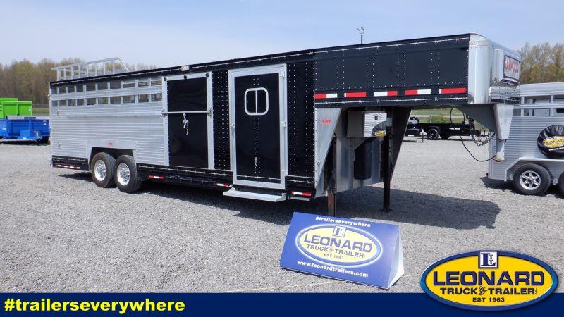 2015 26' EBY GOOSENECK STOCK TRAILER 2015 26' EBY GOOSENECK STOCK TRAILER