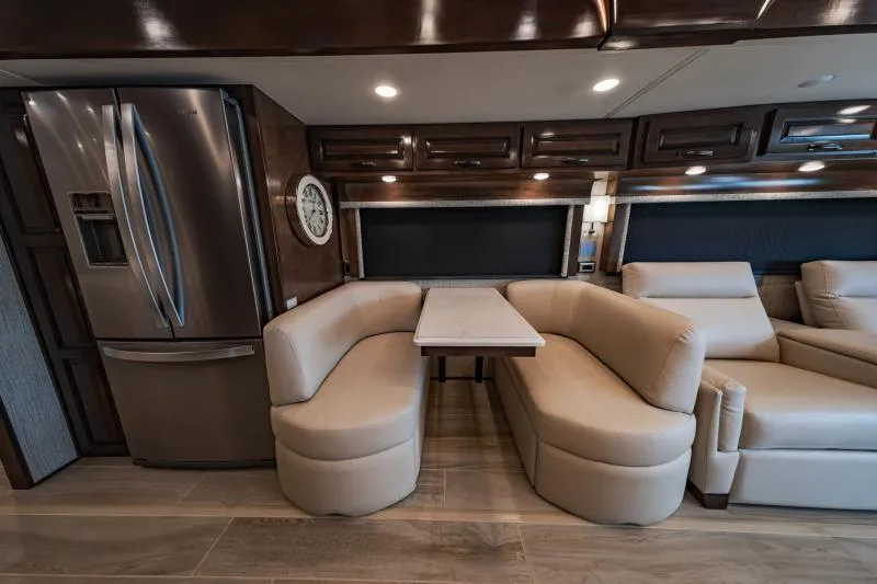 used Travel Trailers Newmar  for sale, in North Jackson, OH Thumbnail 27