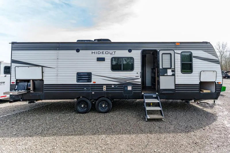 used Travel Trailers Keystone RV  for sale, in North Jackson, OH Thumbnail 11