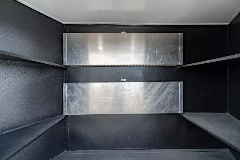new Horse Trailers Logan Coach  for sale, in North Jackson, OH Thumbnail 28
