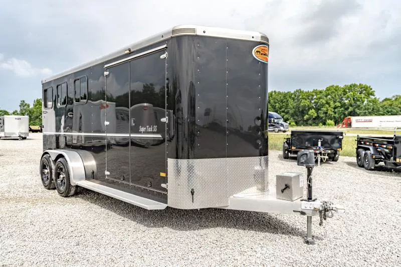 2022 Sundowner Trailers 3H SUPER TACK Horse Trailer