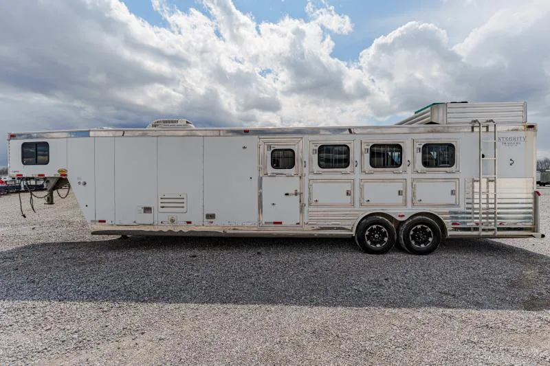 used Horse Trailers Integrity Trailers  for sale, in North Jackson, OH Thumbnail 10