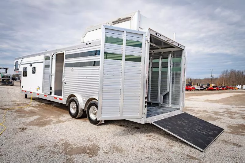 new Stock / Stock Combo Trailers SMC Horse Trailers  for sale, in North Jackson, OH Thumbnail 27