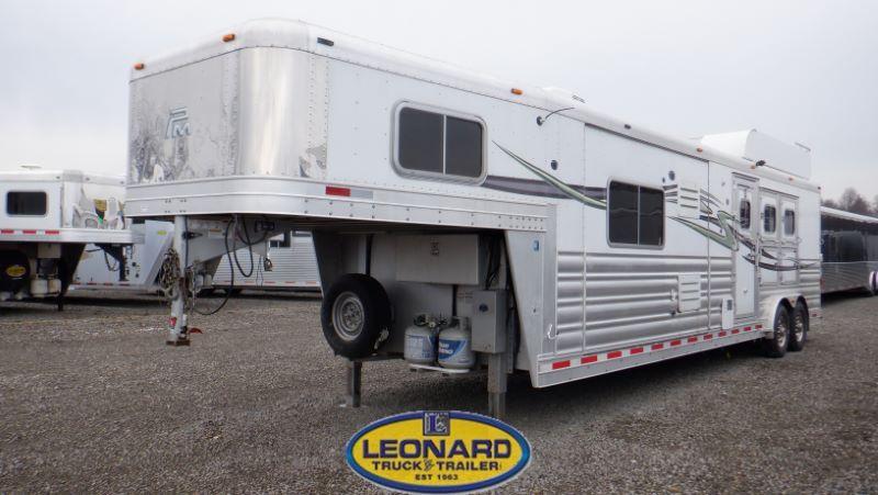 2013 3 Horse Platinum Gooseneck With Living Quarters Horse Trailer 2013 3 Horse Platinum Gooseneck With Living Quarters Horse Trailer