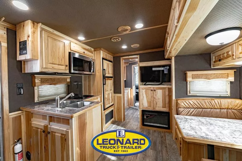 new Horse Trailers Merhow Trailers Other for sale, in North Jackson, OH Thumbnail 19