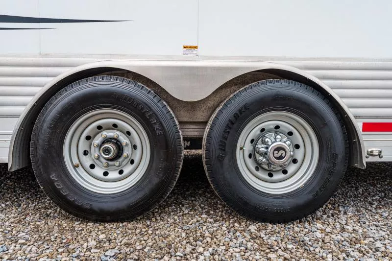 used Horse Trailers Shadow Trailers  for sale, in North Jackson, OH Thumbnail 6