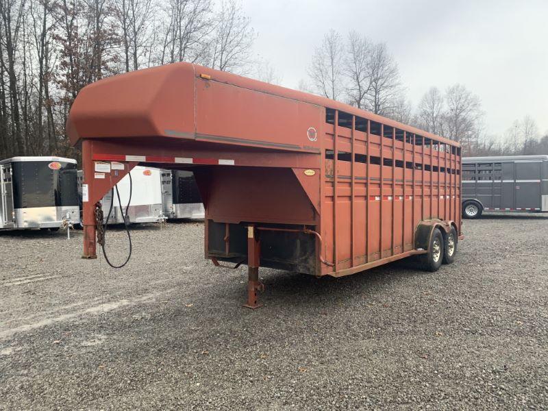 2001 20' HILLSBORO GOOSENECK STOCK TRAILER 2001 20' HILLSBORO GOOSENECK STOCK TRAILER