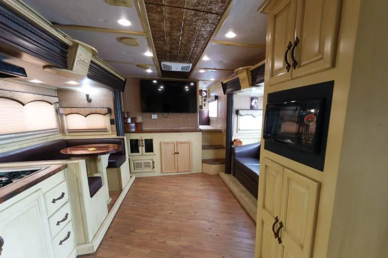 used Horse Trailers Sundowner Trailers  for sale, in North Jackson, OH Thumbnail 30