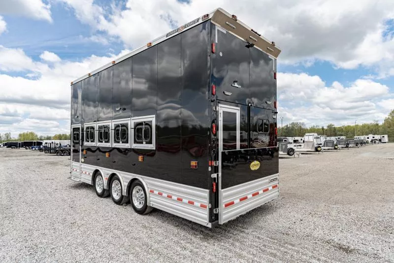 new Horse Trailers Logan Coach  for sale, in North Jackson, OH Thumbnail 38